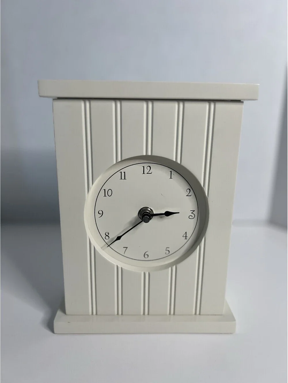 2007 Off White Desk Clock 8.5” H x 6.5” W Tested Works